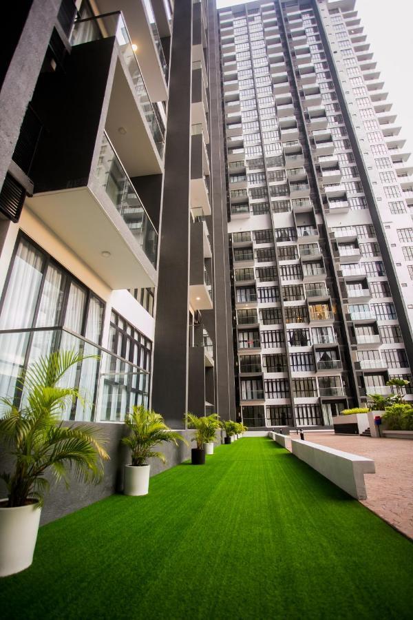 Apartamento D'Pristine Medini By The One - 8Min Walk To Legoland Nusajaya  Exterior foto